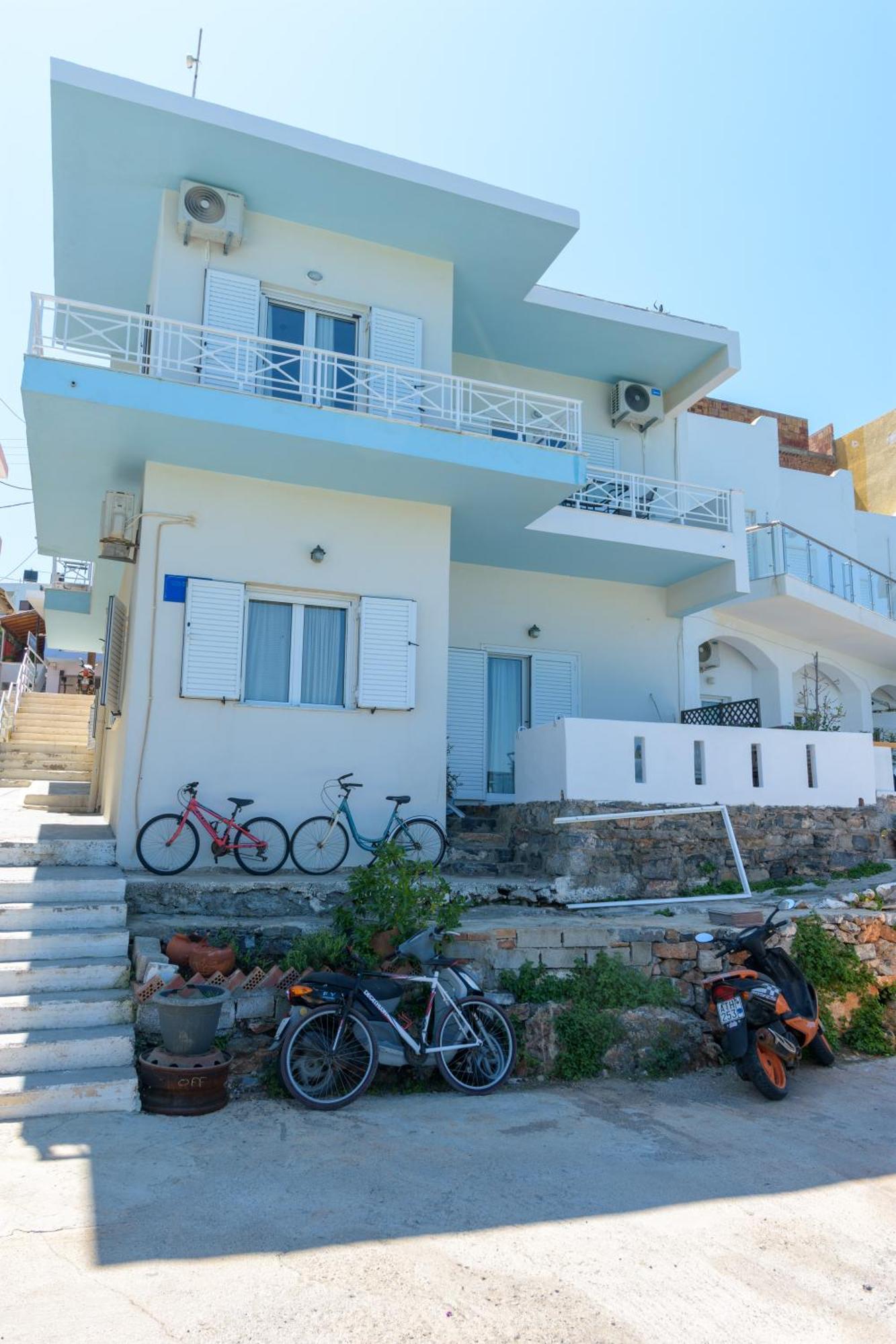 Margarita'S Seafront Luxury Apartment エロウンダ エクステリア 写真