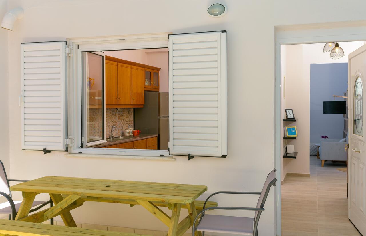 Margarita'S Seafront Luxury Apartment エロウンダ エクステリア 写真